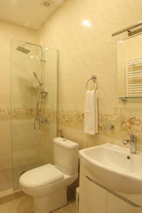 Irmisa Hotel Tbilisi Buitenkant foto